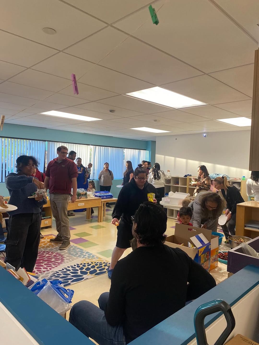 Annual center dinner celebration at Mountainside Children's Center